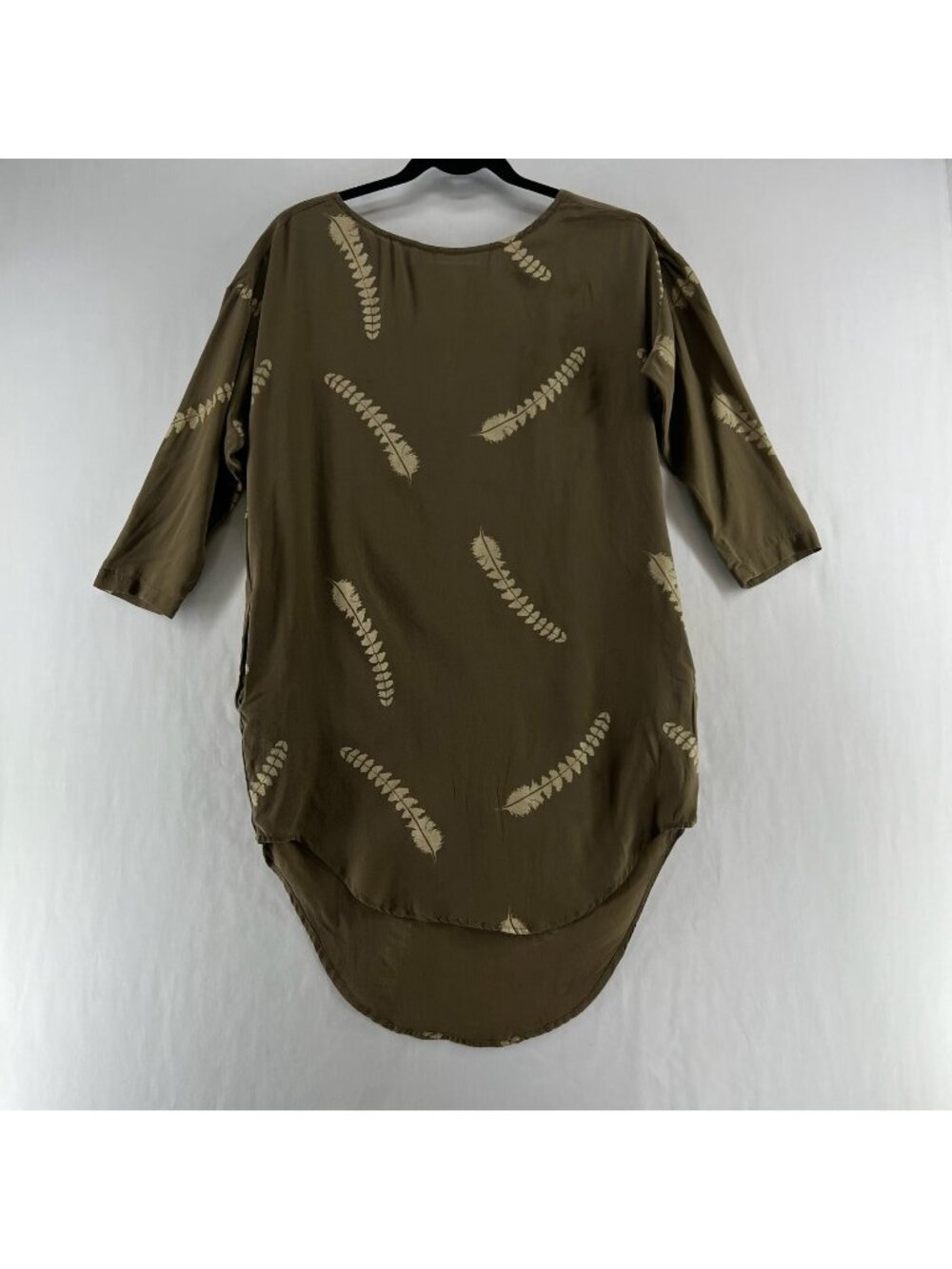 KOCH Silk Feather Print High Low Hem Tunic Top Women S Pullover 3/4 Sleeve Green